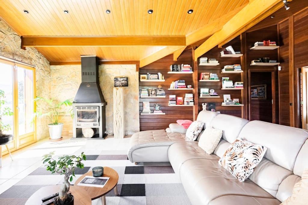 Wooden House Villa Minde Екстериор снимка